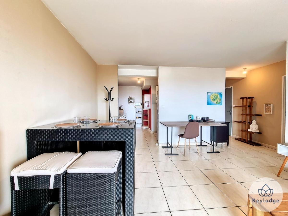 Apartamento Le Mirad'Or - T2 Vue Mer A Ste-Clotilde Sainte-Clotilde Exterior foto